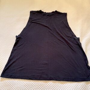 Lululemon size 8 black muscle tank